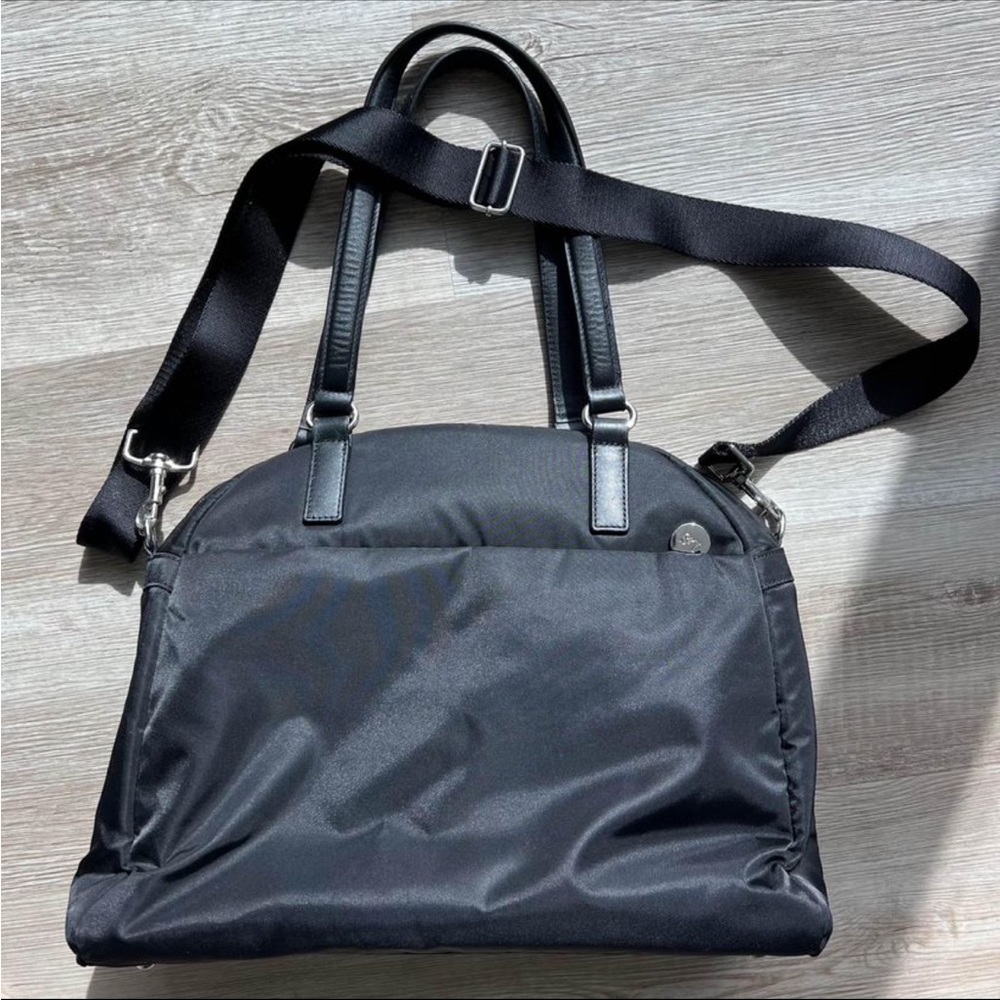 Lo & Sons O.G.1 medium overnight bag